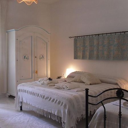 B&B Fragus E Saboris De Sardigna Sadali Ruang foto