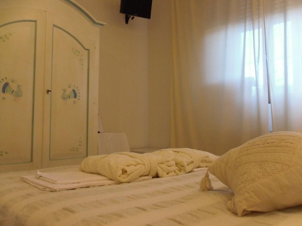 B&B Fragus E Saboris De Sardigna Sadali Bagian luar foto