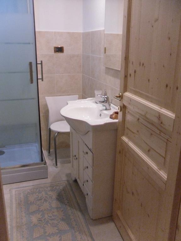 B&B Fragus E Saboris De Sardigna Sadali Ruang foto