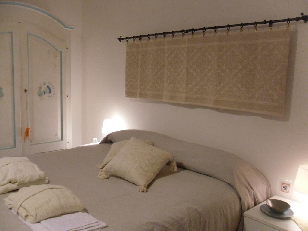 B&B Fragus E Saboris De Sardigna Sadali Ruang foto